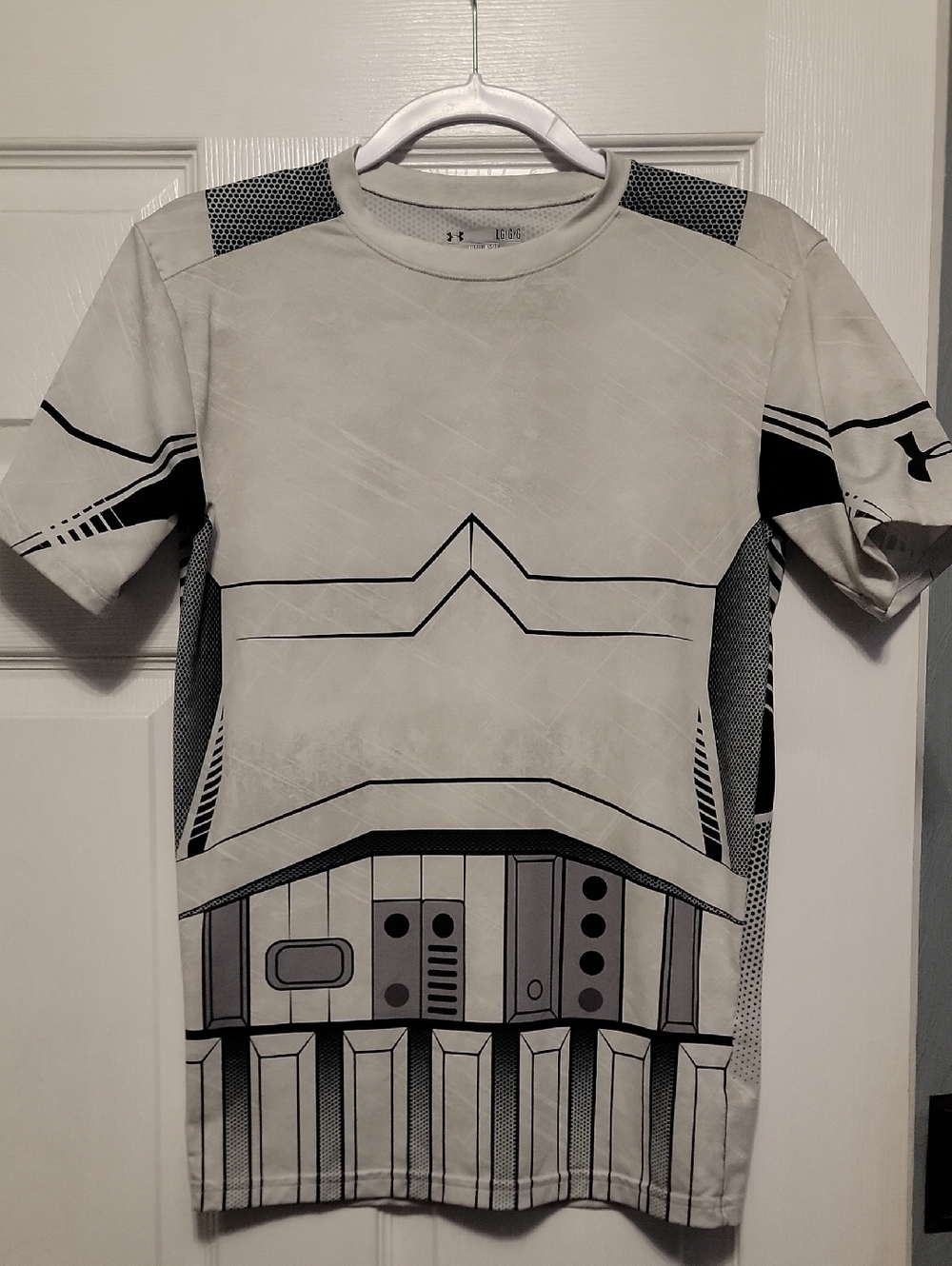 Under Armour Light Gray and Black Graphic Athletic Tee STAR WARS EDITION